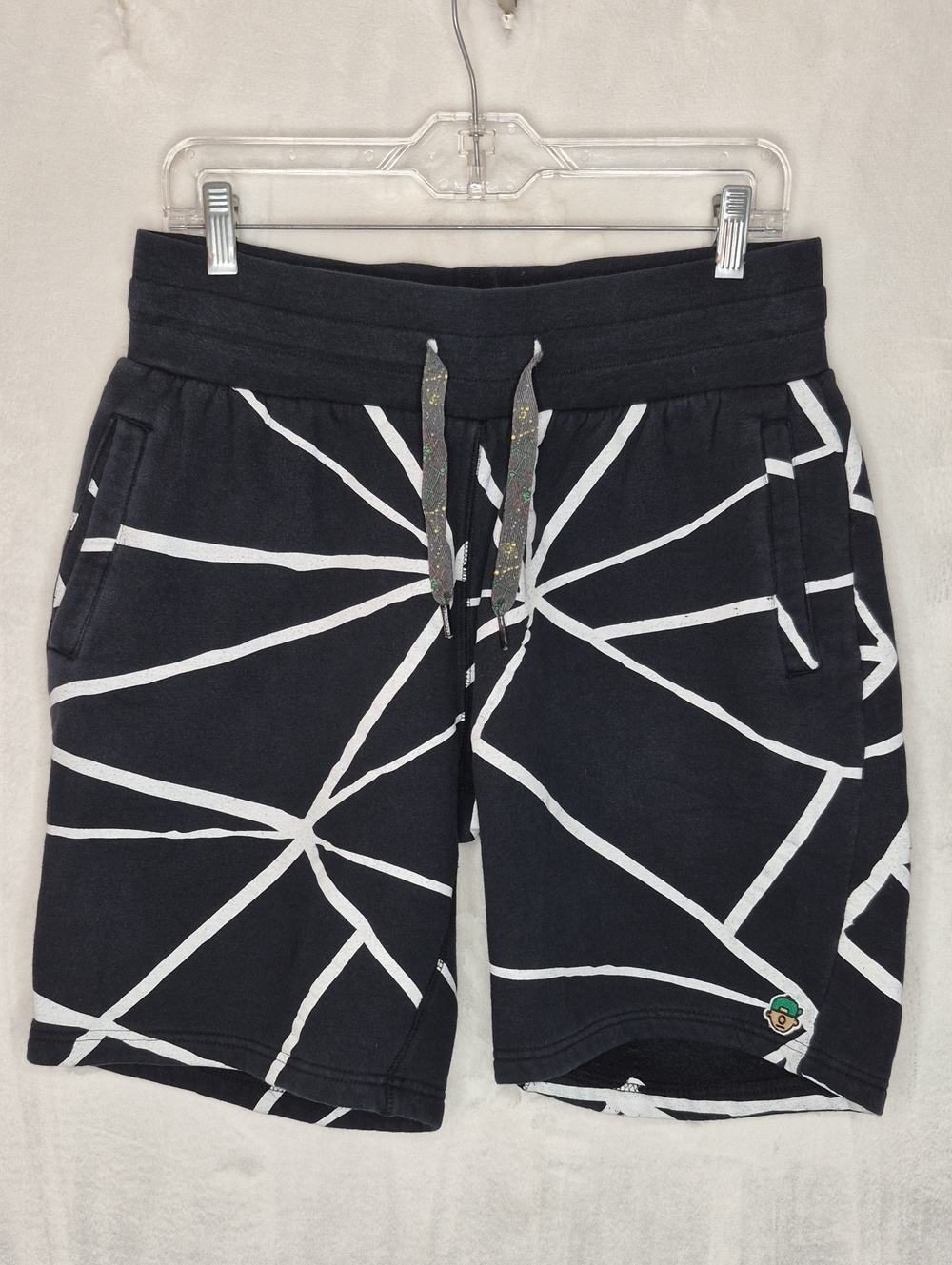Trukfit‎ Men’s Graphic Fleece Sweat Shorts Geometric Pattern Black White M